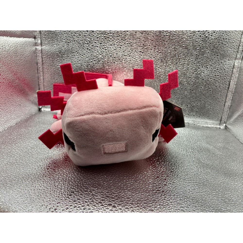 Minecraft Caves & Cliffs Axolotl Pink Plush Toy Mattel HBT42 New with Tags
